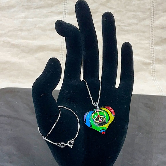 Glass Baron Glass Art Rainbow Heart Shaped Peace Sign 16” Necklace - Picture 4 of 10